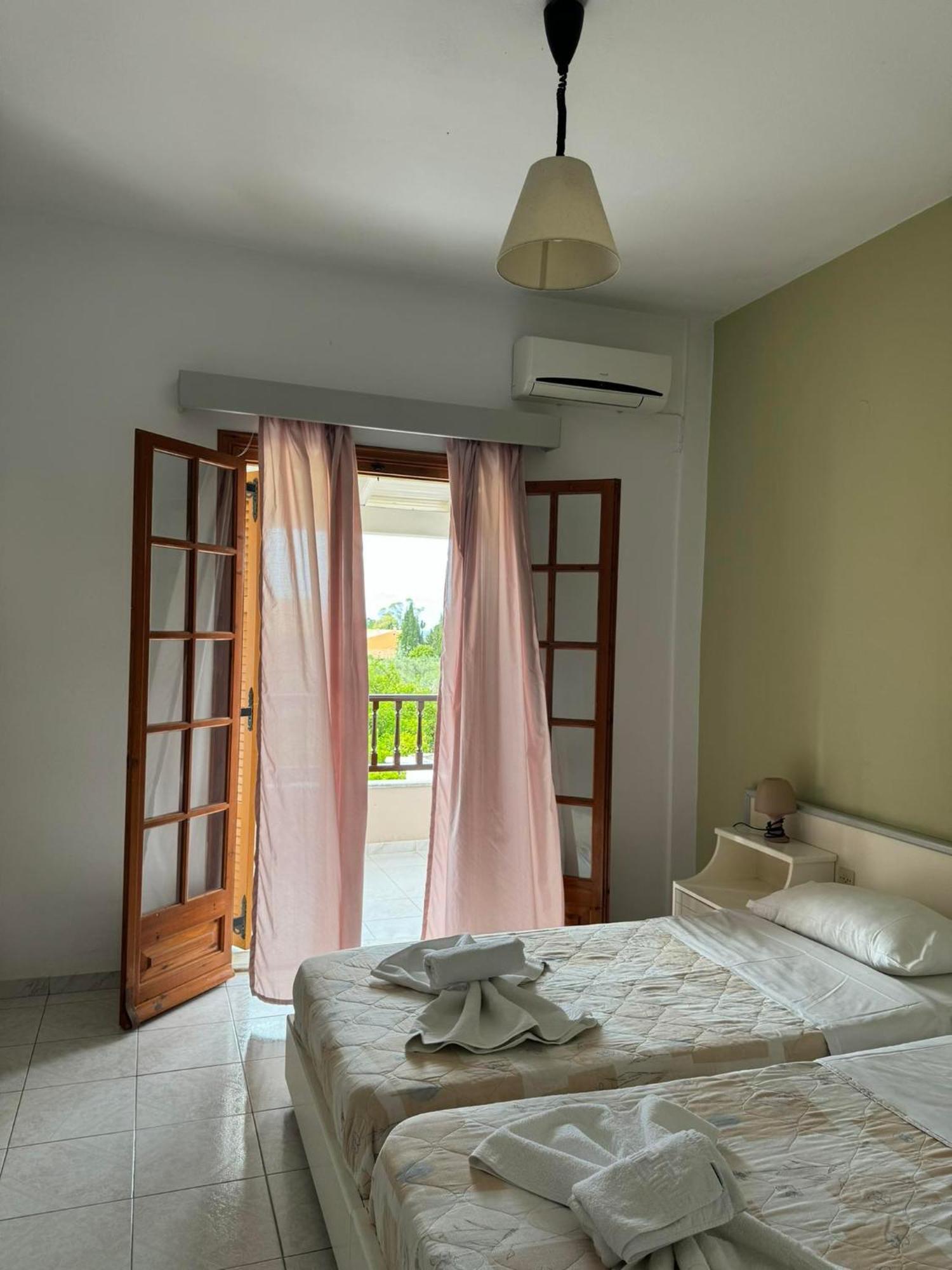 Villa Sofia Acharavi  Exterior foto